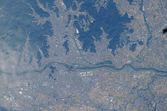 ISS（国際宇宙ステーション）から超望遠レンズで撮影された栃木県足利市付近