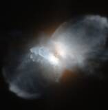 「ハッブル望遠鏡がとらえた「凍てつくしし座星雲」」の画像1