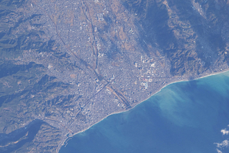 ISS（国際宇宙ステーション）から超望遠レンズで撮影された神奈川県小田原市付近