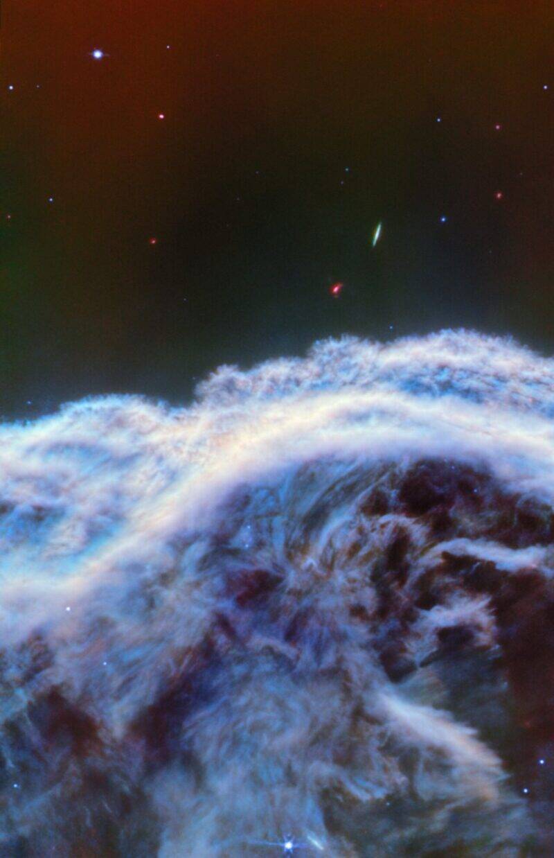 ウェッブ望遠鏡がとらえた馬頭星雲の「たてがみ」の超クローズアップ