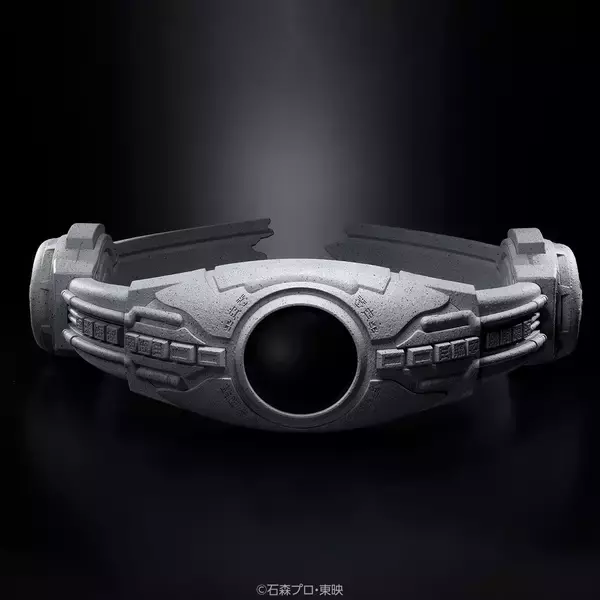 「『仮面ライダークウガ』の変身ベルト・アークルの「超古代石化バージョン」が初商品化！」の画像