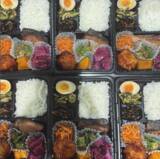 「三軒茶屋で愛される「下2食堂」が神田へ初進出人気定食店が手掛ける“できたて弁当専門店”がオープン」の画像1