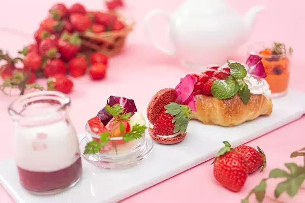 「ホテル京阪 京橋 グランデ ストロベリーアフタヌーンティーを開催します」の画像