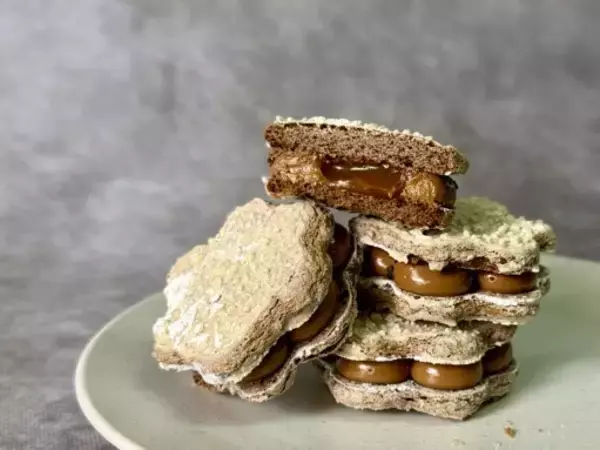 「大阪「Touchez du bois」から、“熟成させる”ブランデーケーキが新登場。 「プレミアムブランデーケーキ」11月1日〜オンライン先行発売。 11月5日からは大丸東京店1階MVPスイーツに期間限定出店。限定バターサンドも登場。」の画像