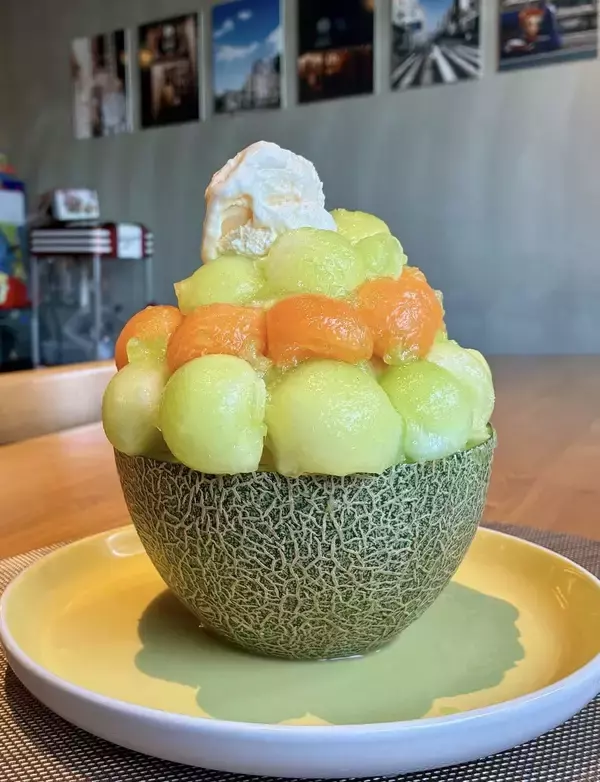 「【7月18日オープン以来、予約完売が続く】週末だけ営業するご褒美かき氷店『休日だけの氷屋』が広島で話題」の画像