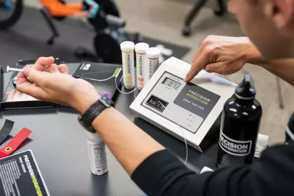 「「神戸マラソンオープンマーケット2025」に電解質ドリンク「Precision Fuel & Hydration」が初出展します。」の画像