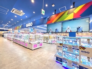 「獲れる！体験を、多くの人に」をコンセプトに、クレーンゲームコーナーを一新。 キッズマーケットも導入した、3世代で楽しめる「GiGOイオン仙台中山」