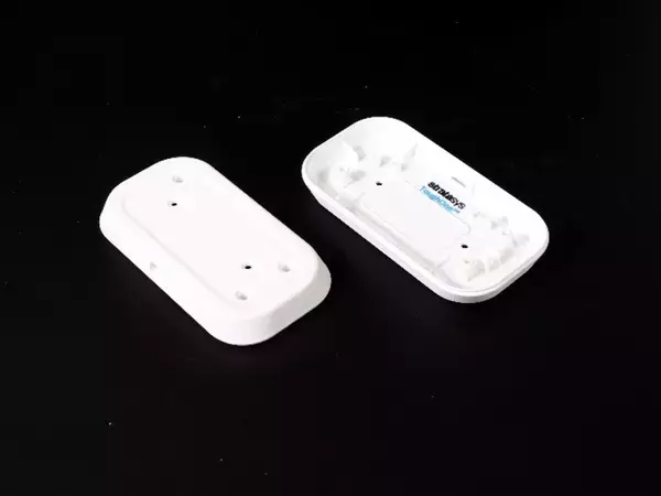 「ストラタシス新材料「ToughONE WhiteS」J3/J5シリーズ対応　耐衝撃性・柔軟性に優れたPolyJet専用材料　アルテックが取り扱いを開始」の画像