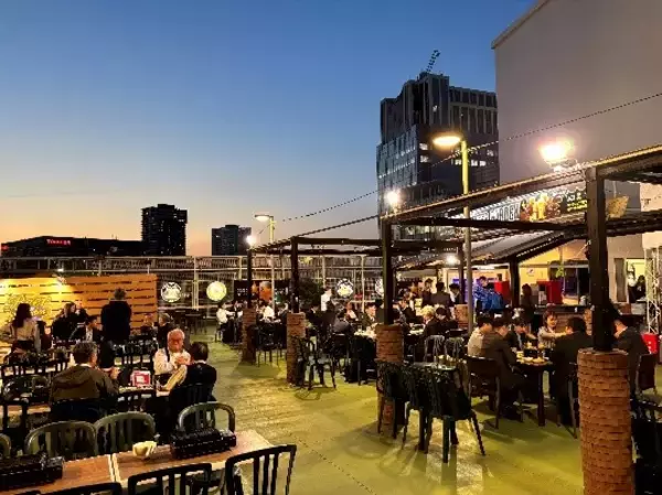 「『網焼きBBQ&おつまみビュッフェ BEER GARDEN』4月24日（金）川崎モアーズにオープン」の画像