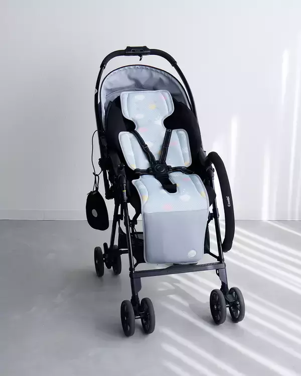 「夏のおでかけを、FANFAN 快適に！赤ちゃんの暑さ対策をサポートするベビーカーファンシート「COOL FAN FAN(クールファンファン)」新発売」の画像