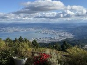 比叡山頂の“眺望”庭園美術館 ～ガーデンミュージアム比叡～4 月18 日(土) 2026 年度の営業を開始します