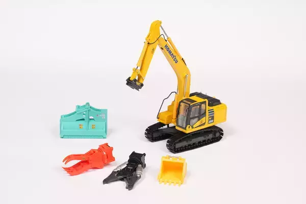 「タグチ製の建設機械アタッチメントが1/32カプセルトイに！ミニチュア全4種、2026年7月から全国で順次販売開始」の画像