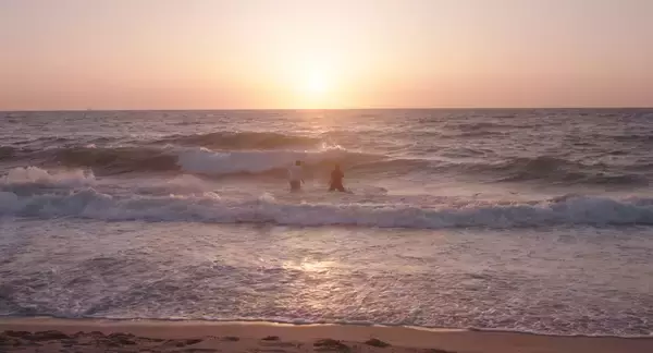 まるで35mmフィルムの世界。ARRIが愛した映画『郷（ごう）』の映像美 1月9日（金）より全国公開！