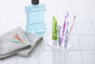 舌ブラシのシキエンが小学校低学年の保護者720名にアンケート実施！新入学で新しいお友達と出会う子供たち！身だしなみケアしてますか？