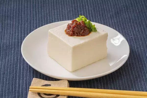 「猛暑で食欲が落ちる夏に　ご飯・麺・冷奴に合う「鬼うま！夏メシ革命」新発売」の画像