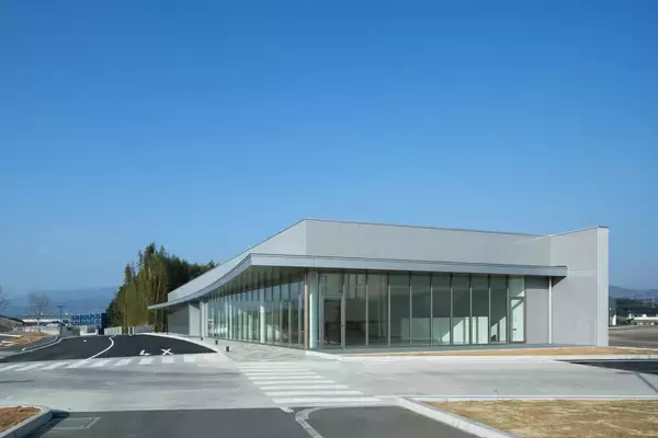 I-PEX Piezo Solutions、製造能力強化に向けた圧電MEMSファウンドリ事業向けクリーンルームの開所式を実施