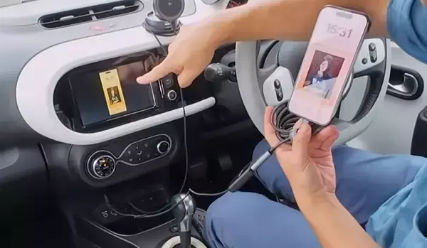 「Fire TV Stickを車内で楽しむ新提案！純正ナビが動画対応に、スマホ画面の有線表示やCarPlay／Android Autoも“ケーブルなし”で使える「GetPairr TV（Car TV Mate Pro Max）」が約1万円で登場」の画像