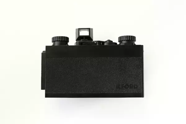 「フィルム撮影を手軽に、もっとクリエイティブに　「ILFORD PIXIE 35-II」フィルムカメラの国内販売をスタート」の画像