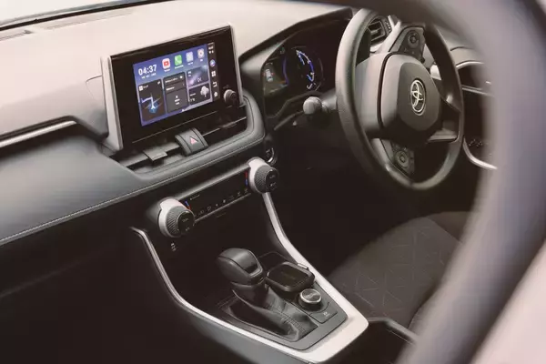 挿すだけで車内が“Android化”。満足度で選ばれる「GetPairr AI Box 2.0」――CarPlay／Android Auto／Android 13の3システム搭載×2画面分割で、移動時間が“使える時間”へ