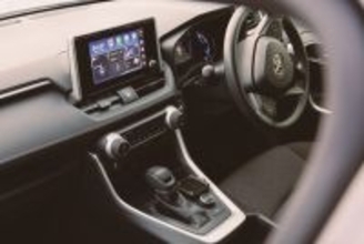 挿すだけで車内が“Android化”。満足度で選ばれる「GetPairr AI Box 2.0」――CarPlay／Android Auto／Android 13の3システム搭載×2画面分割で、移動時間が“使える時間”へ