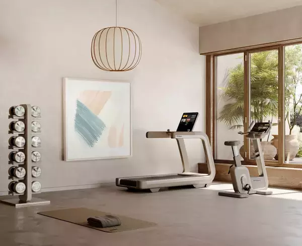 「Technogym、ウェルネス・ラグジュアリーリビングに新たな価値をもたらす「Sand Stoneコレクション」を発表」の画像