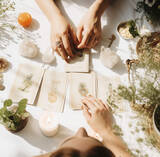 「スピリチュアル従事者向け専門EC「ARCANA(アルカナ)」本格始動　ヒーラー・占い師向け卸価格×AIブレスレットデザイン機能を実装」の画像2