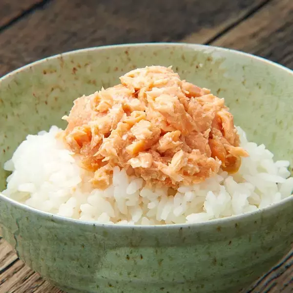 「被災地の“海の恵み”を、次の価値へ 水産加工品の新ブランド創出プロジェクト『UOYA（うおや）』 ～ 阪急うめだ本店で期間限定イベントを1月14日より開催 ～」の画像