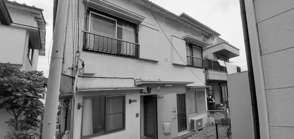 「築51年・再建築不可の旗竿地を高性能住宅へ再生！家事動線とデザインを両立したリノベーション事例を公開」の画像