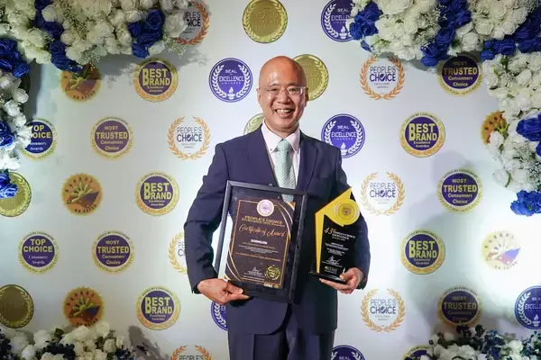 「【フィリピン教育界の頂点へ】QQEnglishが、同国で最も栄誉あるビジネス大賞の一つ「Golden Globe Awards」最高賞を受賞。専門家とユーザー双方で「No.1教育品質」と認められました」の画像