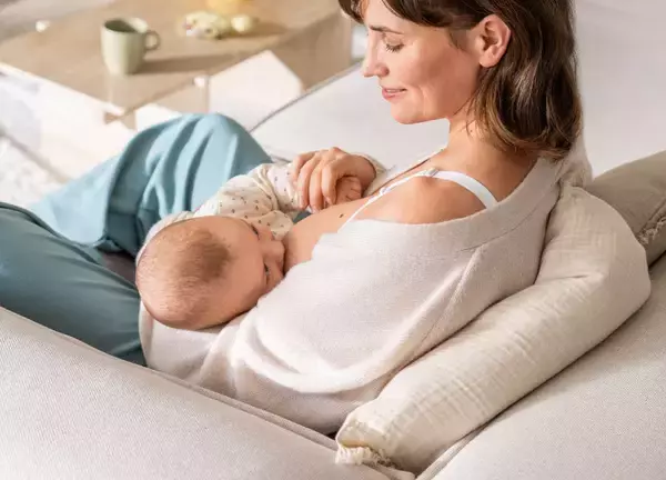 「「ピュアレーン7g」新アプリケーターデザインでさらに使いやすく～ 乳頭ケアからリップケアまで、家族みんなで使える、多用途ケアを新提案 ～」の画像