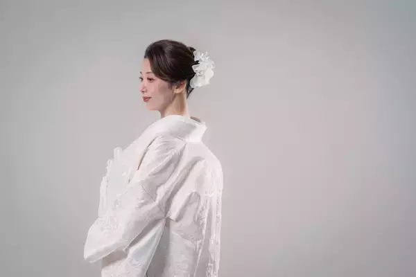 「和装ウェディング需要の高まりを受け、INAI WEDDING WASOU大阪店が「和婚の所作・ポーズ」専門ワークショップを新設」の画像