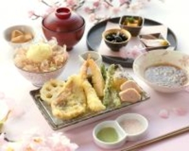 【天ぷら こぎつね】枚方・天の川の桜並木を望む特等席で！