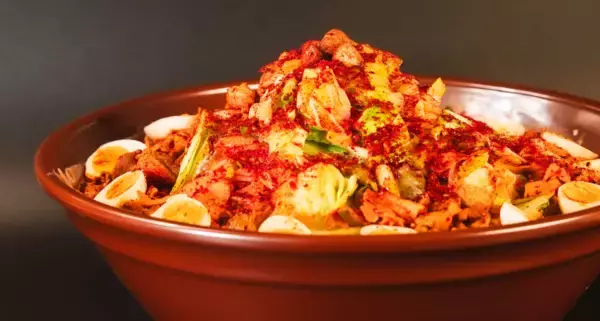 「総重量5kgの衝撃！土浦の激辛ラーメン「レッチリ」が限界突破の「チャレンジメニュー」を12月26日より提供開始」の画像