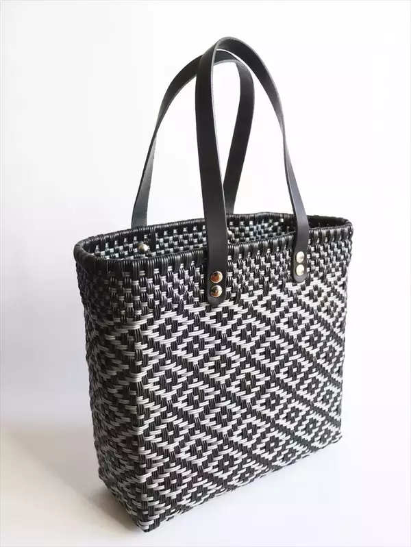 「ハンドメイドかごバッグ『メルカドリッチバッグ』メディア・スタイリスト様向けリースを開始」の画像