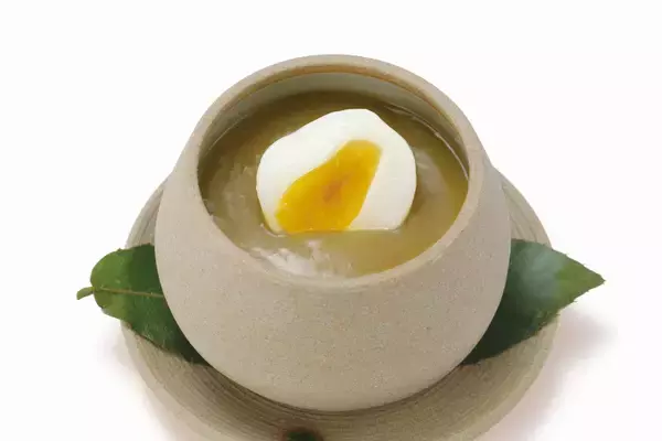 国産和栗を贅沢に　京都永楽屋の「栗ぜんざい」「栗羊羹」が季節限定で登場