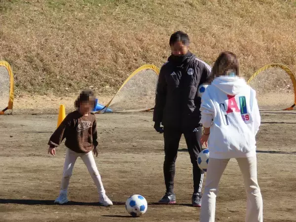 「【2026/1/24(土)】「FC町田ゼルビア」所属コーチが指導！小山田緑地で「親子で楽しむサッカー教室」を開催」の画像
