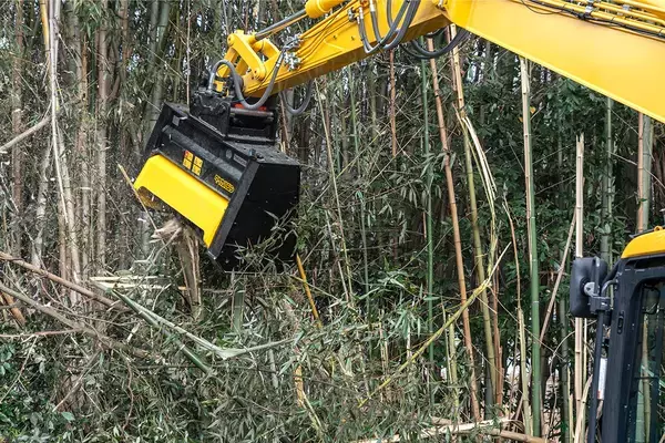 竹も草も1台で刈れる、国産マルチャーが誕生！「タケカルゴン」の販売開始