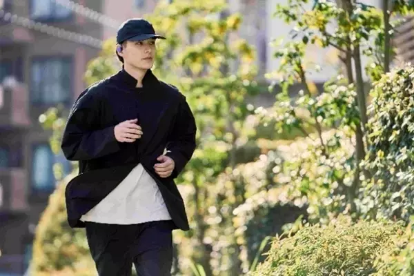 「A PROPと世界の信頼あるトップブランド5社が連携24時間の生活をアップデートする「24H LIFE GEAR」プロジェクト公式HP（https://aprop.jp/pages/24lifegear）を本日4月10日にオープン」の画像