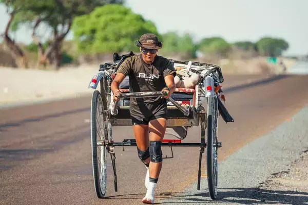 現役俥夫ユニット・東京力車　人力車で世界を走るガンプ鈴木応援ソング「ミスターランナー」MusicVideo公開！