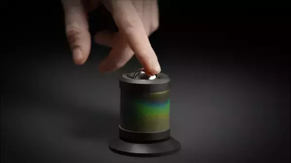 「【ハンガリー発】新感覚の物理サイエンストイFEEL FLUXから「FLUX VISION フラックスビジョン」が11月5日からMakuakeでプロジェクト開始」の画像