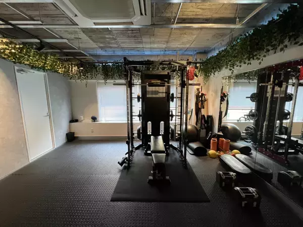 「運動しないから、続けられる。“長期痩せ”という新しい選択肢で、理想の体型へ。オンラインダイエット『E-slim』誕生。2025年12月31日までにお申し込みで、1ヶ月分50％OFF＆追加特典プレゼント！」の画像