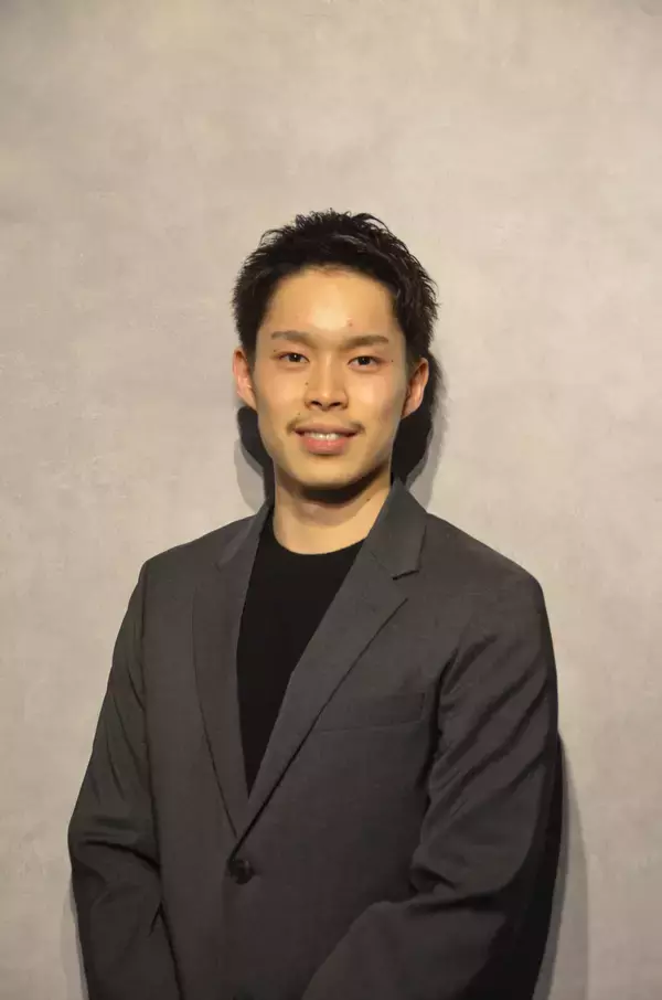 「運動しないから、続けられる。“長期痩せ”という新しい選択肢で、理想の体型へ。オンラインダイエット『E-slim』誕生。2025年12月31日までにお申し込みで、1ヶ月分50％OFF＆追加特典プレゼント！」の画像