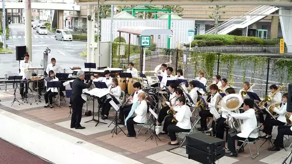 大阪国際大学・大阪国際大学短期大学部の吹奏楽部が守口市公民連携博覧会で演奏披露