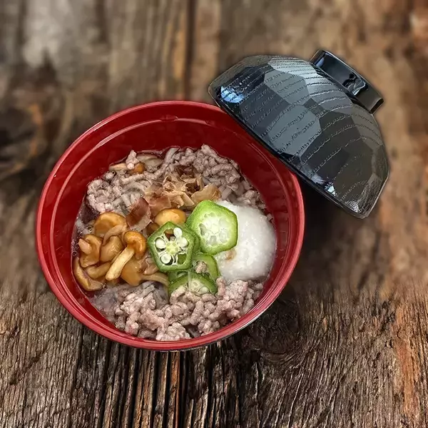 「愛犬と過ごす特別な季節行事 - 24年目を迎える手作り犬用クリスマスケーキ・おせち販売開始」の画像