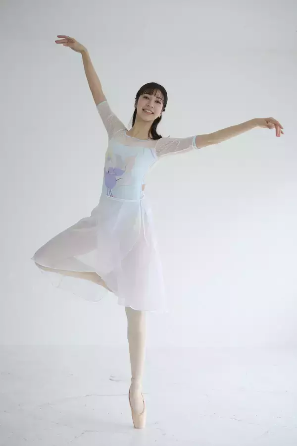 「新国立劇場ダンサー3名による共同開発プロジェクト、発売日決定！」の画像