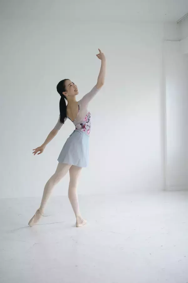 「新国立劇場ダンサー3名による共同開発プロジェクト、発売日決定！」の画像