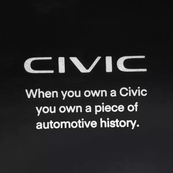 「「歴代 Honda シビック」デザインTシャツにブラックが登場！」の画像