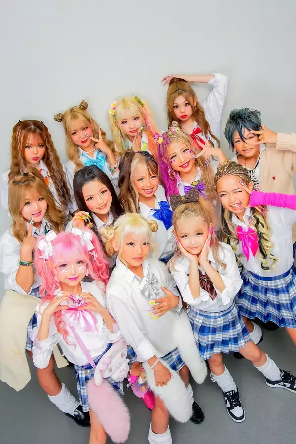 「暗闇で光る特別な『セボンスター』×小学生インフルエンサー「KOGYARU」『ルミナスセボンスター コラボver.』発売」の画像