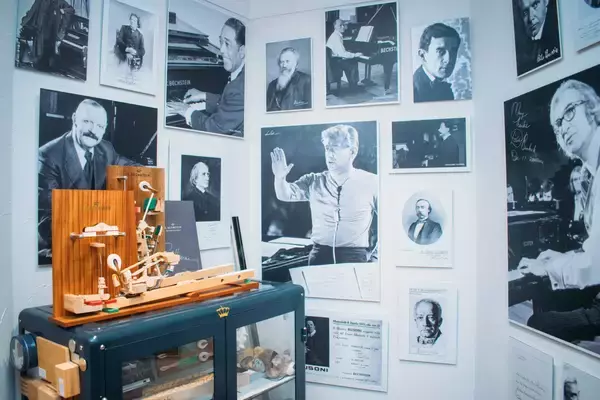 「世界三大ピアノ・ベヒシュタイン──“無色”の音を追求する社長・加藤正人が語る「真の価値の届け方」」の画像