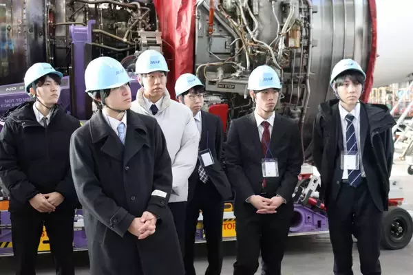 「【岡山理科大学】業界理解から業務理解へ  羽田空港格納庫で実践学修」の画像